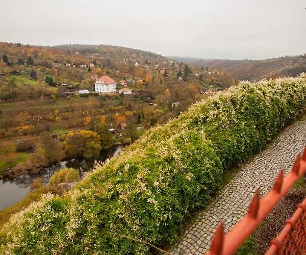 Gasthuis Navyhlidce Znojmo